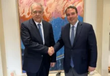 Συνάντηση του Θανάση Παπαθανάση με τον Υπουργό Ανάπτυξης Τάκη Θεοδωρικάκο για την ακρίβεια και τη στήριξη της κοινωνίας