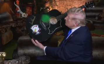 Ντόναλντ Τραμπ: Η επίσκεψη στην έπαυλη του Έλβις Πρίσλεϊ