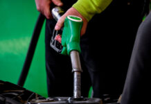 Στο μικροσκόπιο της κυβέρνησης οι επιπτώσεις του πολέμου: Σχέδιο δράσης με τρία σενάρια για ανακούφιση των νοικοκυριών