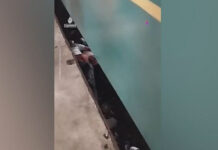 Μπαγκλαντές: Βρέφος πέφτει στις ράγες και ο πατέρας του το καλύπτει ενώ περνάει το τρένο – Βίντεο σοκ