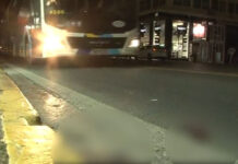 Πειραιάς: Σε κρίσιμη κατάσταση ο 17χρονος που χτυπήθηκε από λεωφορείο στο κέντρο της πόλης