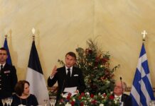 Μακρόν: «Η Ευρώπη, χωρίς την Ελλάδα, δεν θα ήταν η Ευρώπη»