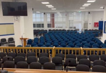 Δίκη για τα Τέμπη: Δρακόντεια μέτρα ασφαλείας εντός και εκτός αιθούσης και αυστηρή ταξιθεσία