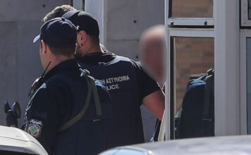 Προφυλακιστέος ο 89χρονος για τους πυροβολισμούς σε ΕΦΚΑ και Πρωτοδικείο