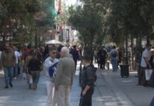 Τα τελευταία πασχαλινά ψώνια – «Τσιμπημένες» οι τιμές