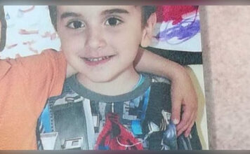 Άνοιξε η αυλαία της δίκης για τον θάνατο του 11χρονου Μάριου από «αδέσποτη» σφαίρα στο Μενίδι