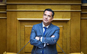 ΠΑΣΟΚ κατά Γεωργιάδη για ΟΠΕΚΕΠΕ: Ο «ρουσφετάκιας» υπουργός θυμήθηκε το Πάσχα για να ξεφύγει