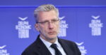 Επίθεση ΠΑΣΟΚ σε Σκέρτσο για τα πανεπιστήμια: «Κυβερνητικός ινστρούχτορας με φωτοβολίδες αντιπερισπασμού»