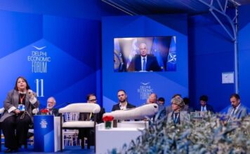 Δένδιας: Η προστασία των θαλάσσιων διαδρομών δεν αφορά μόνο την Ελλάδα – «Δεν μπορεί ο οποιοσδήποτε να κλείνει τα Στενά του Ορμούζ»