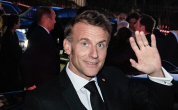 Μακρόν στο επίσημο δείπνο στο Προεδρικό Μέγαρο: Το σύνθημα Ελλάς – Γαλλία συμμαχία πιο επίκαιρο από ποτέ