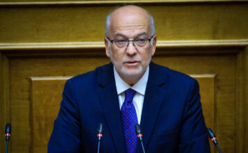 Γιώργος Φλωρίδης: Ευσεβείς πόθοι ότι ο Μητσοτάκης απομονώνεται – Ο Άρειος Πάγος αποφασίζει για τη θητεία της Παπανδρέου