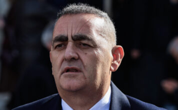 Φρέντι Μπελέρης σε Έντι Ράμα: «Αν είχε “τελειώσει υπέροχα” η περιπέτεια μου, θα ήμουν δήμαρχος Χειμάρρας»