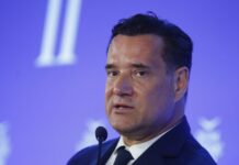 Γεωργιάδης για ειδικευόμενη που κατήγγειλε πως εφημέρευε 5 συνεχόμενες ημέρες: «Καμία υπερεργασία, είδε 19 παιδιά»