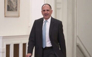 Γιώργος Γεραπετρίτης από Τρίπολη: Επανεκκίνηση διαλόγου με τη Λιβύη για ΑΟΖ και υφαλοκρηπίδα