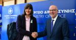 Λάουρα Κοβέσι πριν τη συνάντηση με τον Γιώργο Φλωρίδη: «Υπάρχει αρκετός θόρυβος γύρω από τις υποθέσεις μας»