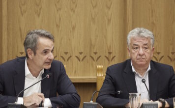 Σύσκεψη Μητσοτάκη στην Περιφέρεια Κρήτη για τα μέτρα κατά της λειψυδρίας