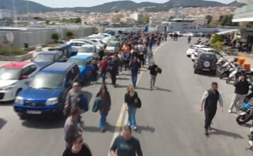 Λέσβος: Αποχώρησαν από το λιμάνι της Μυτιλήνης οι κτηνοτρόφοι