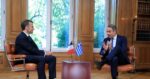 Live η συνάντηση Μητσοτάκη και Μακρόν στο Μέγαρο Μαξίμου και η υπογραφή της νέας αμυντικής συνεργασίας Ελλάδας – Γαλλίας