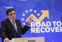 Μαργαρίτης Σχοινάς: Ποιος είναι ο νέος υπουργός Ανάπτυξης και Τροφίμων