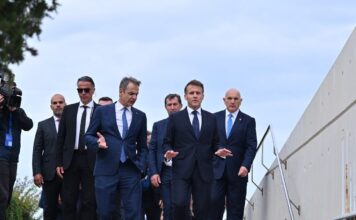 Κοινό μέτωπο Μακρόν – Μητσοτάκη: Ζητούν καθυστέρηση στην αποπληρωμή του χρέους της περιόδου Covid και νέα ευρωομόλογα