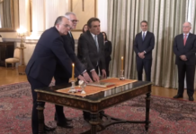 Νέα Δημοκρατία: Στη σκιά του σκανδάλου του ΟΠΕΚΕΠΕ η ορκωμοσία των νέων υπουργών