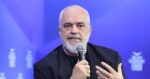 Έντι Ράμα: «Χιούμορ» η πολυσυζητημένη ατάκα του για τον Πλάτωνα – Ο εκνευρισμός για τον Φρέντι Μπελέρη