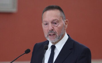 Γιάννης Στουρνάρας: Η κυβέρνηση προτείνει την ανανέωση της θητείας του στη θέση του διοικητή της Τράπεζας της Ελλάδας