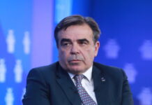 Εκτός κυβέρνησης Τσιάρας, Κεφαλογιάννης και Βαρτζόπουλος – Μαργαρίτης Σχοινάς και Μακάριος Λαζαρίδης στο Αγροτικής Ανάπτυξης, Ευάγγελος Τουρνάς στο Πολιτικής Προστασίας