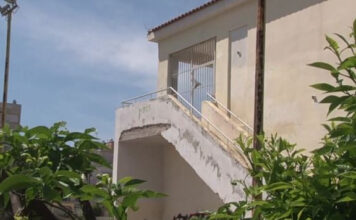 Χαϊδάρι: Νοσηλεύεται η 13χρονη που έπεσε από τον 1ο όροφο του σχολείο της – Συνεχίζεται η έρευνα