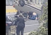 Κρήτη: Εικόνες σοκ από τροχαίο στον ΒΟΑΚ – Πολίτες τρέχουν να βοηθήσουν οδηγό από αναποδογυρισμένο όχημα