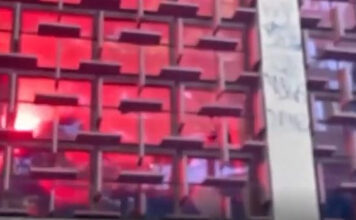 Θεσσαλονίκη: Ομάδα αντιεξουσιαστών με ρόπαλα και κράνη επιτέθηκε σε φοιτητές της ΕΑΑΚ