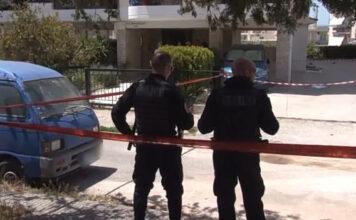 Ηλιούπολη: Διπλή βουτιά θανάτου για δύο 17χρονες – Νεκρή η μία, σε κρίσιμη κατάσταση η φίλη της