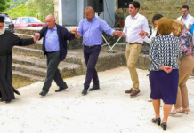 Το Χωριό Αντάμωσε Ξανά – Πανηγύρι στη Χρύσοβα Ευρυτανίας (video)