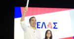 «Βράζει» το ΠΑΣΟΚ για τα copy paste του Αλέξη Τσίπρα – Μια προς μια οι αντιγραφές από την εποχή του Ανδρέα Παπανδρέου