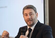 «Βολές» κατά του Νίκου Ανδρουλάκη από Τούρκο αντιναύαρχο, εκ των «αρχιτεκτόνων» της «Γαλάζιας Πατρίδας»