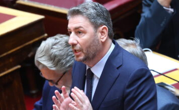 Ανδρουλάκης σε Δεμίρη: Με εξωθείτε σε κάτι πρωτοφανές, να προσφύγω νομικά κατά του διοικητή της ΕΥΠ