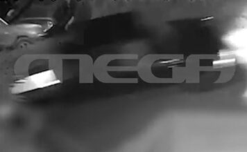 Αρτέμιδα: «Σήκωσαν» ΑΤΜ από σούπερ μάρκετ, το φόρτωσαν σε καρότσα αγροτικού και εξαφανίστηκαν – Βίντεο ντοκουμέντο