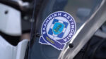 Πειραιάς: Αστυνομικοί έσωσαν άνδρα που ετοιμαζόταν να πηδήξει από κτίριο