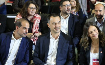 Τίτλοι τέλους για τη Νέα Αριστερά: Αποχωρούν την Τρίτη Χαρίτσης, Αχτσιόγλου, Τζανακόπουλος και άλλοι 4 βουλευτές
