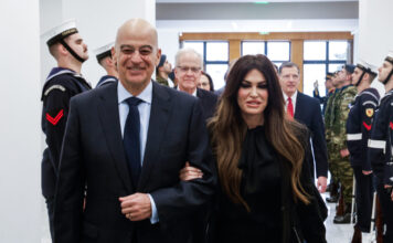 Η Κίμπερλι Γκιλφόιλ ανήρτησε βίντεο με τον Νίκο Δένδια να λέει ότι η Ελλάδα έχει από τις ισχυρότερες αεροπορίες στον πλανήτη