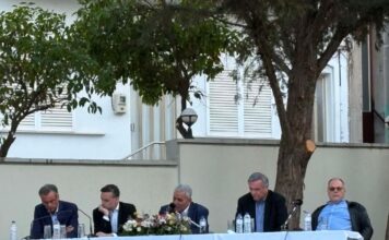 Live η συζήτηση «Συνταγματική Αναθεώρηση, τι θέλουμε και τι μπορεί να προκύψει»