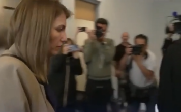 Γαλλία: «Μου έλεγε ‘μην ξεχνάς ότι είσαι ένα τίποτα’» – Συγκλονιστική κατάθεση της 42χρονης για τους βιασμούς & την κακοποίησή της