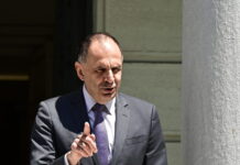 Γεραπετρίτης για Στενά του Ορμούζ: Προτιθέμεθα να αναλάβουμε ενεργό ρόλο για την ασφαλή διέλευση