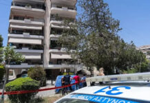 Ηλιούπολη: Κατέληξε και η δεύτερη 17χρονη μετά από πτώση στο κενό από ταράτσα πολυκατοικίας – Ειδικοί αναλύουν