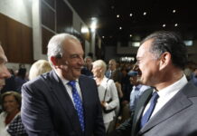 Γεωργιάδης: «Ο Καραμανλής είναι η ΝΔ, δε χρειάζεται ιδιαίτερη πρόσκληση για το συνέδριο»