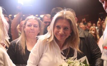 Μαρία Καρυστιανού: Στόχος είναι να είμαστε πρώτο κόμμα, δεχόμαστε ανελέητο πόλεμο