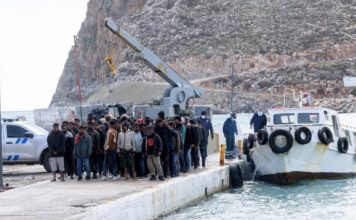 Πλεύρης από Κρήτη για μεταναστευτικές ροές: Το καλοκαίρι δεν βλέπω μειώσεις όπως στο Ανατολικό Αιγαίο