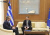 Μαξίμου και Χαριλάου Τρικούπη σε τροχιά μετωπικής σύγκρουσης με φόντο τις δημοσκοπήσεις