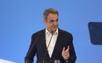 Αντίστροφη μέτρηση για το συνέδριο της ΝΔ με άρωμα κάλπης: Τα μηνύματα Μητσοτάκη και οι εσωτερικές αιχμές