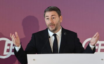 Νίκος Ανδρουλάκης κατά κυβέρνησης: «Μπαλώματα αντί για λύσεις, επικοινωνία αντί για πολιτική»